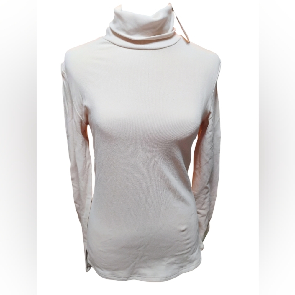 New Cream Turtleneck Long Sleeve Top